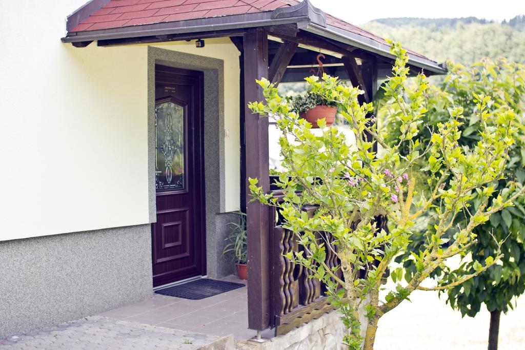 Villa Tourist Farm Mraz Podcetrtek Esterno foto